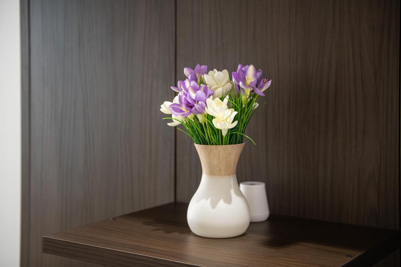 A E C Homedesign Stampace Каляри Екстериор снимка